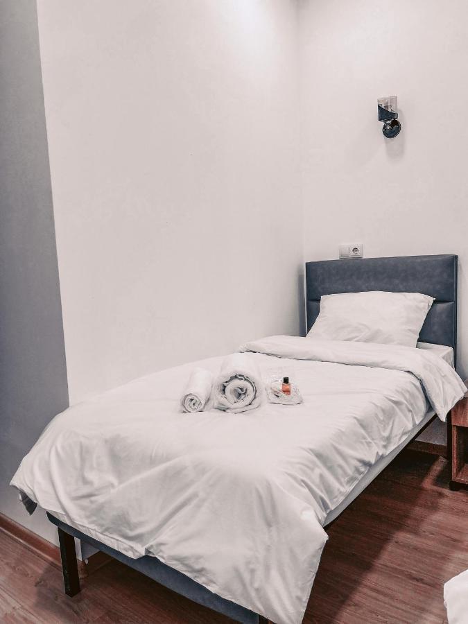 Apple Cozy Hotel Tbilisi Exterior photo