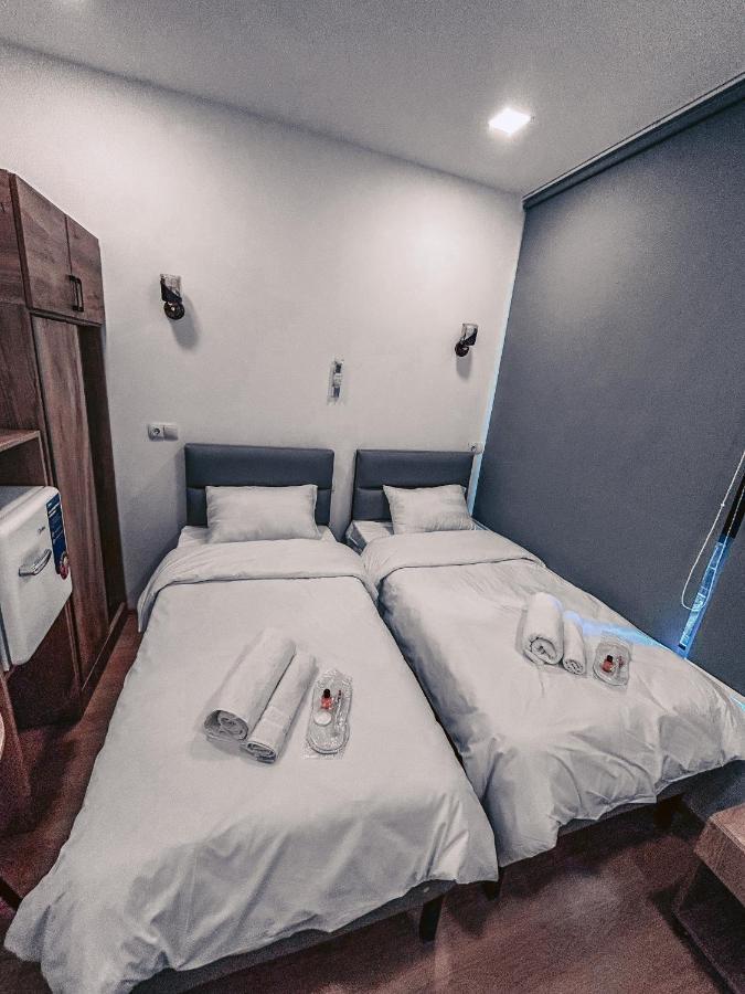 Apple Cozy Hotel Tbilisi Exterior photo